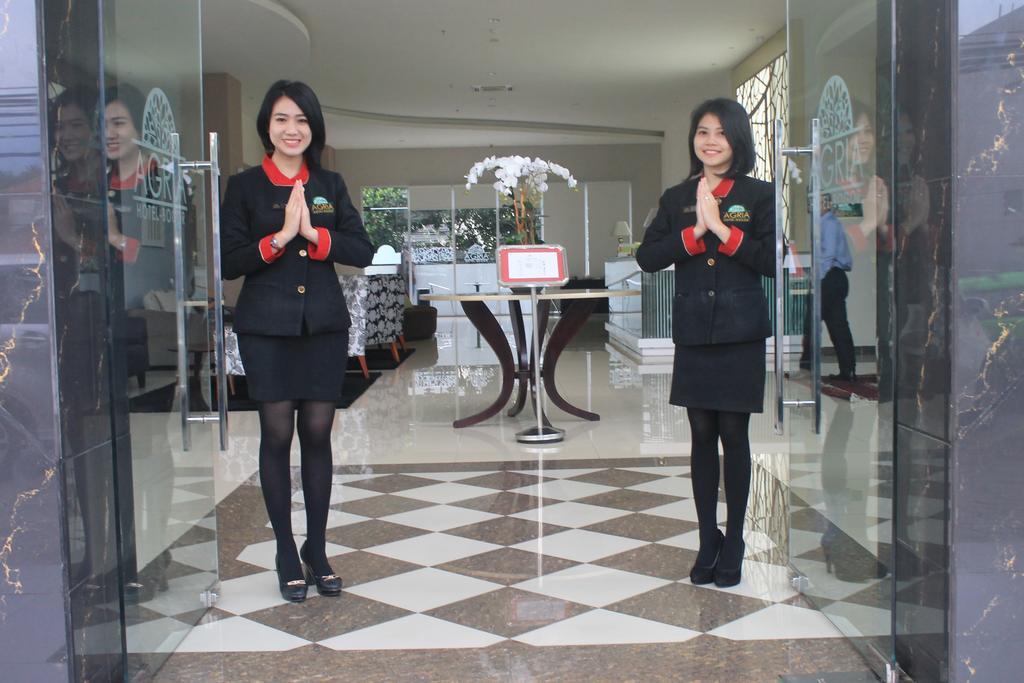 Agria Hotel Bogor Esterno foto