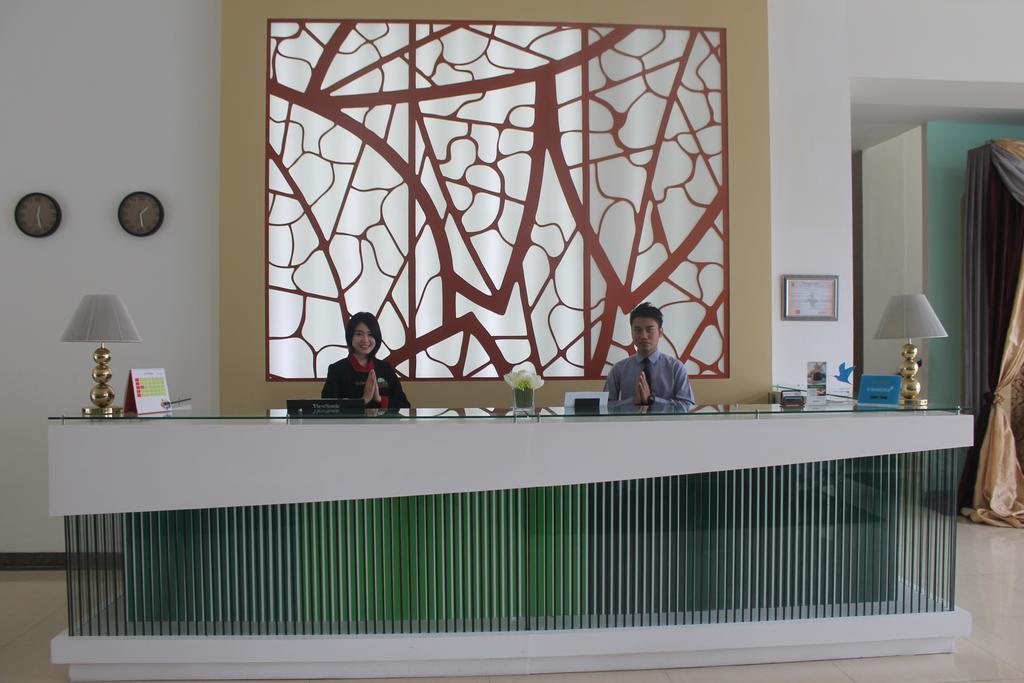 Agria Hotel Bogor Esterno foto